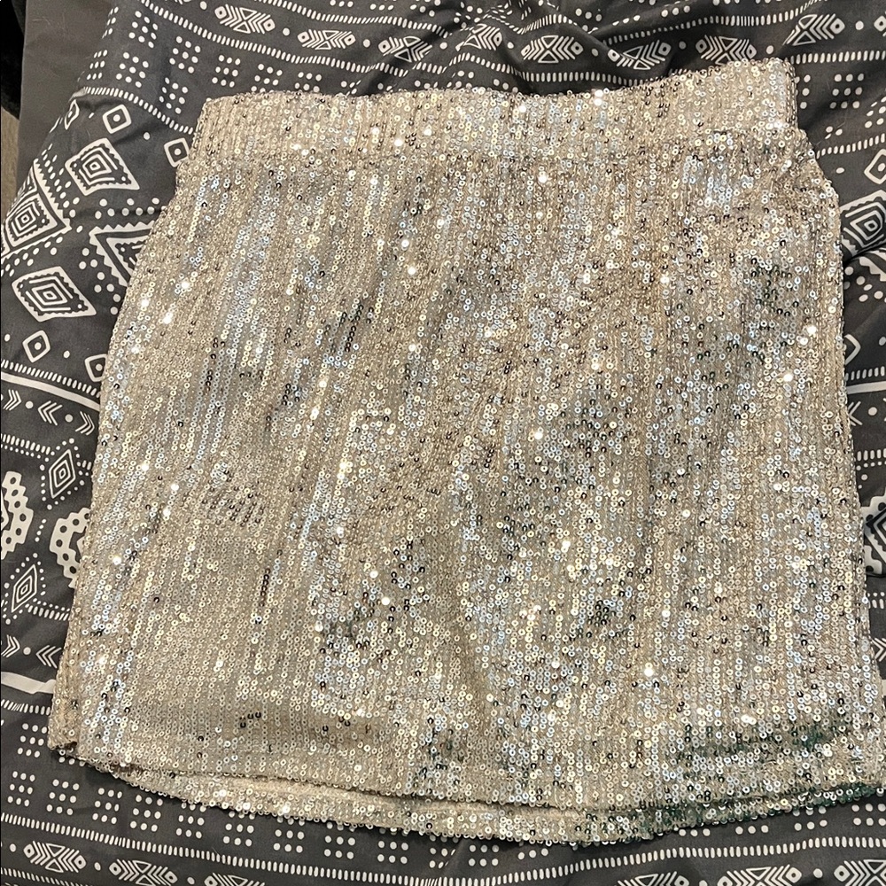 NWOT Sparkling Gold Mini Skirt
